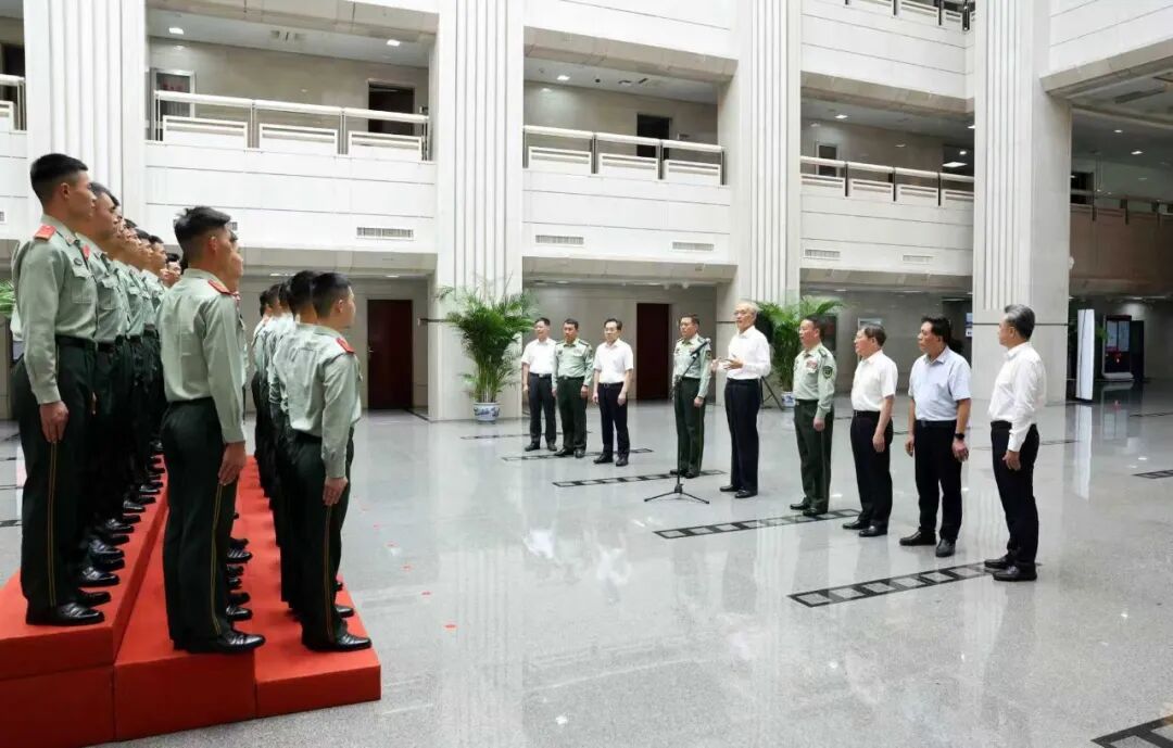 暂无图片