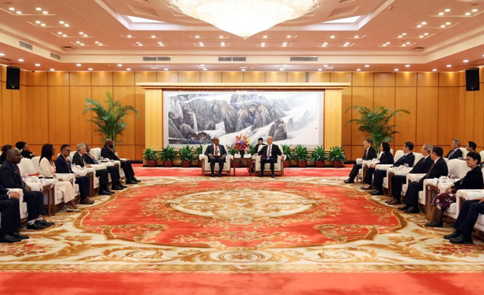 张军会见葡语国家和地区最高法院院长论坛代表团 暂无图片